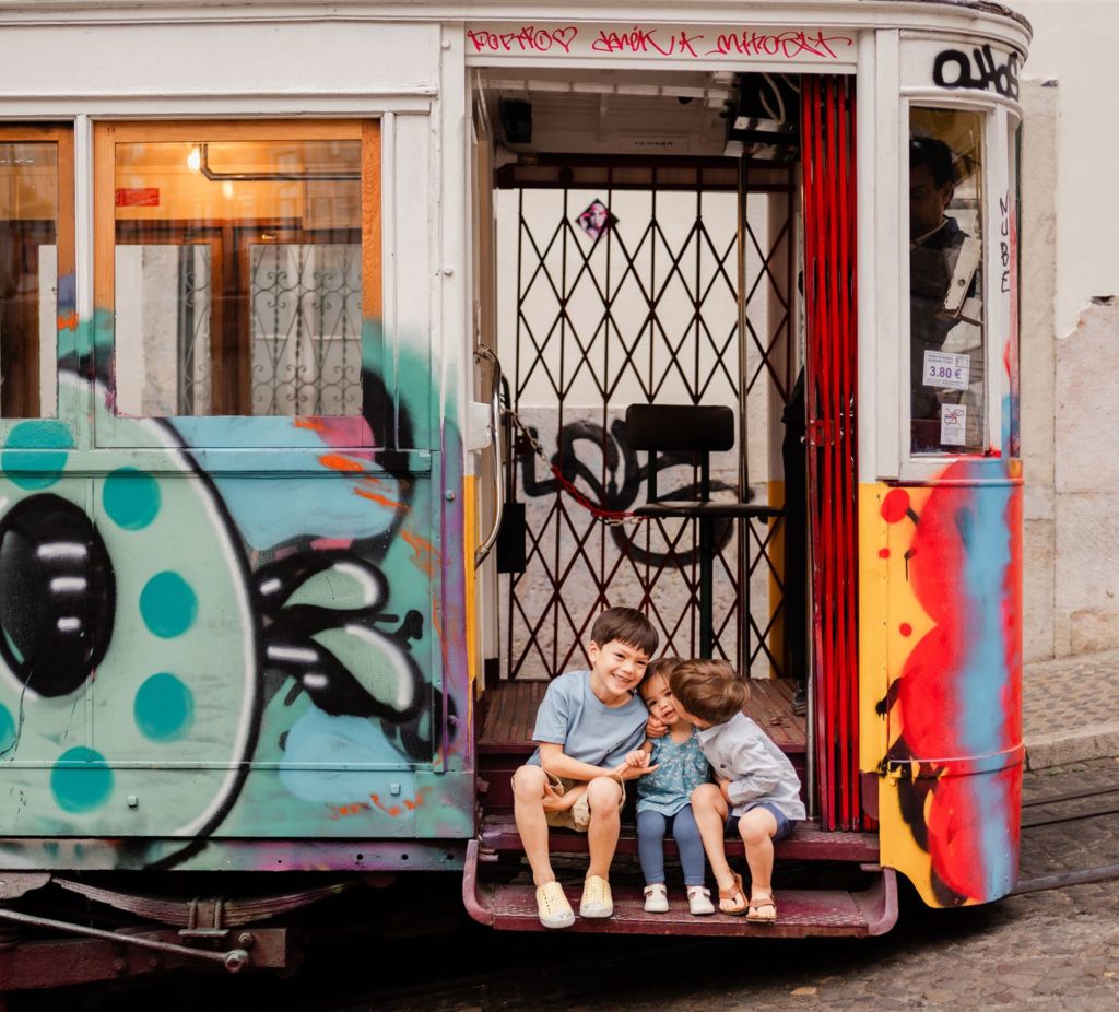 Family photoshoot Lisbon